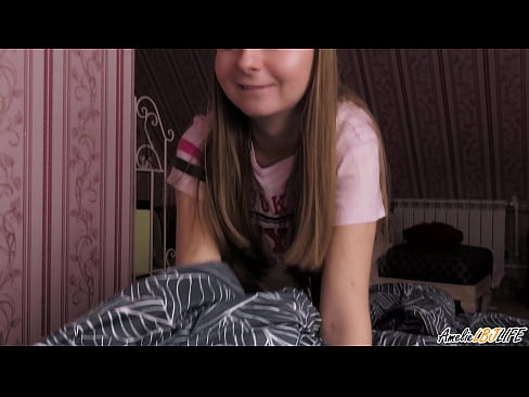 ❤️ Blondie nqus nws BFF qhov tob thiab tau Cum hauv nws lub qhov ncauj porno ntawm hmn.shufflesex.ru% ☑
